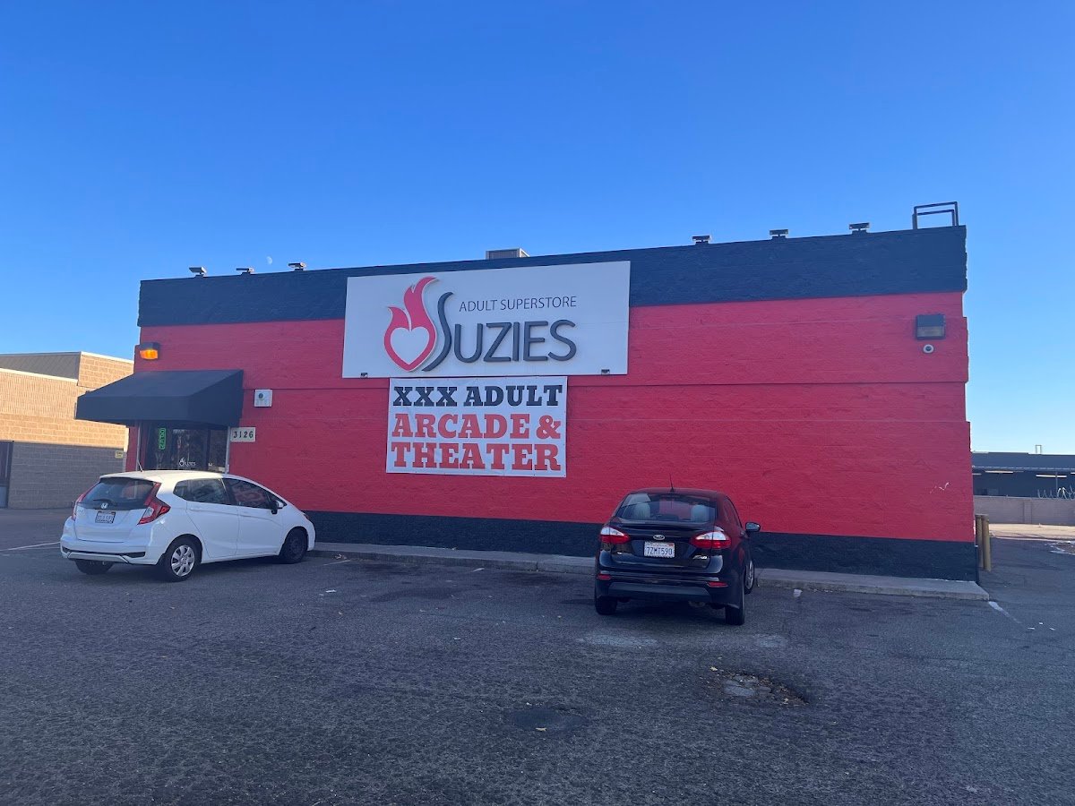 sex toys fresno Suzie's Adult Superstores - Fresno, CA main image 1